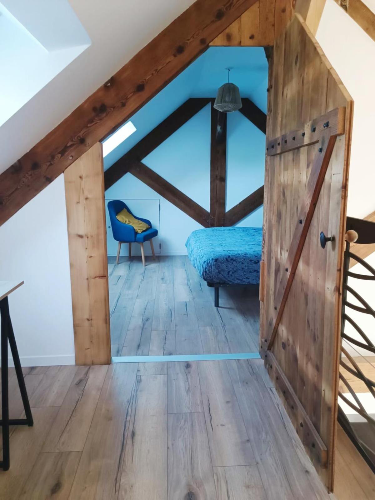 Appartement Duplex Dans Une Ancienne Usine Beaupréau-en-Mauges Eksteriør billede